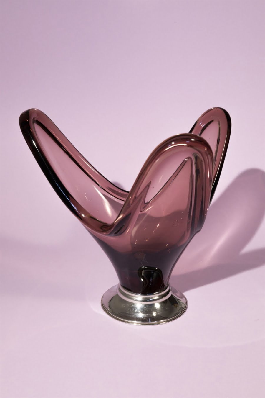 Purple art glass vintage centerpiece 60s - 70s