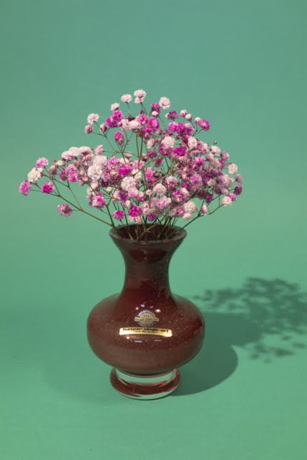 Vintage burgundy vase 80s by Kaspar Single Art