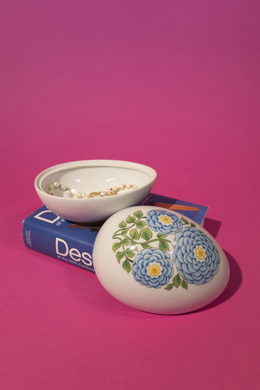 Vintage porcelain egg shaped box