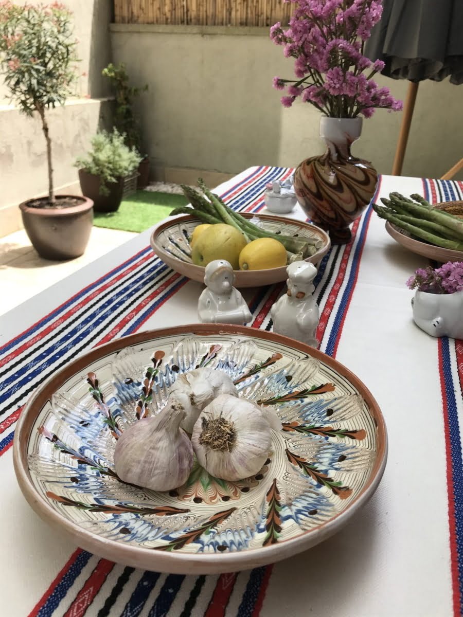 Horezu handmade ceramic plate