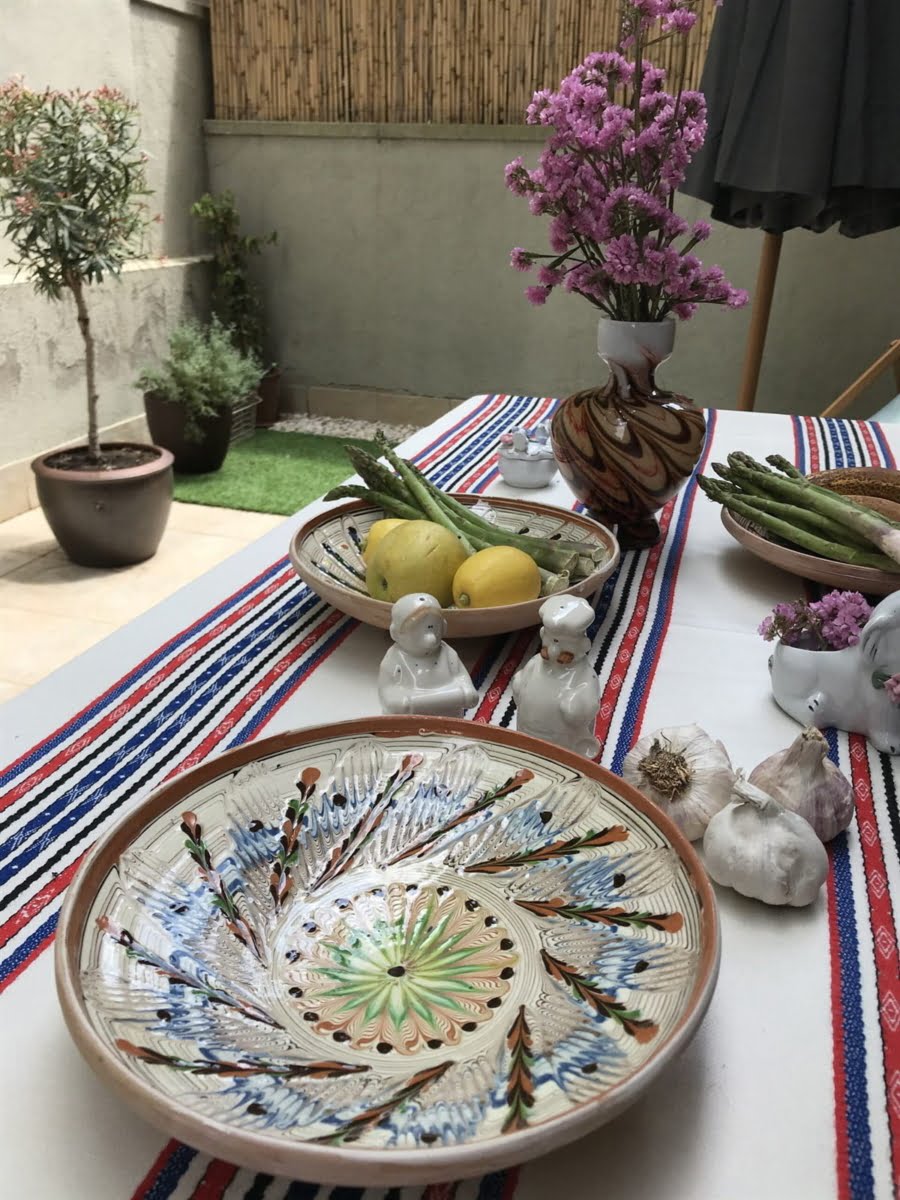 Horezu handmade ceramic plate