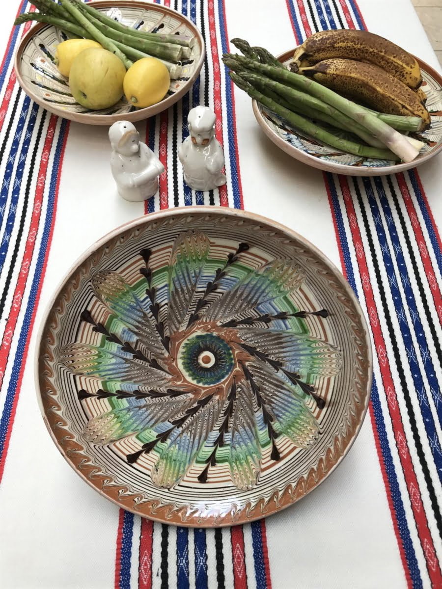 horezu ceramic plate