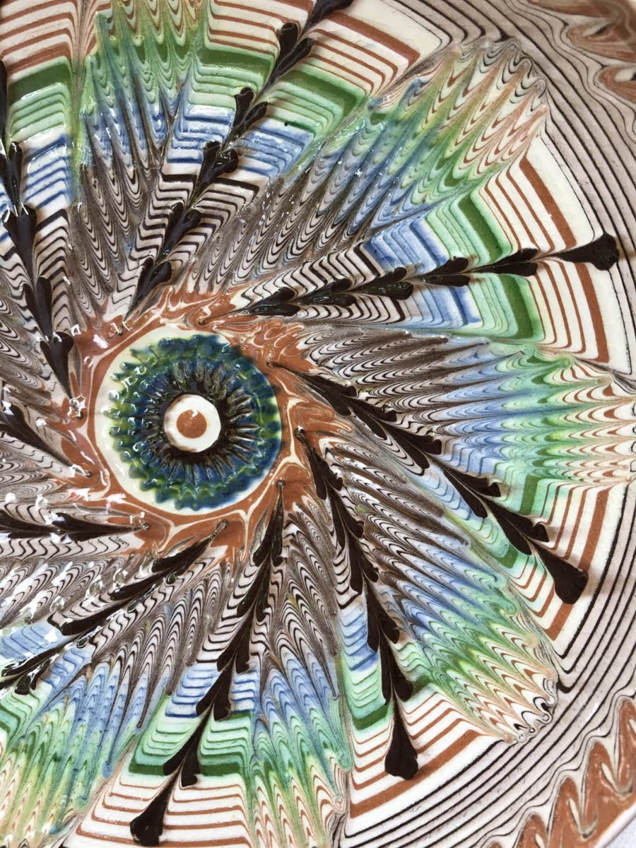 horezu ceramic plate