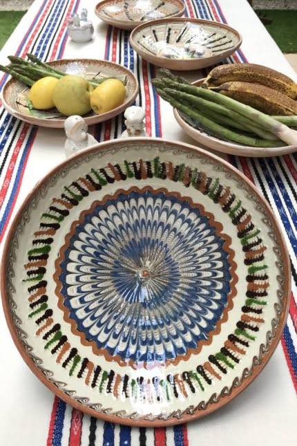 Horezu handmade ceramic plate – blue petals