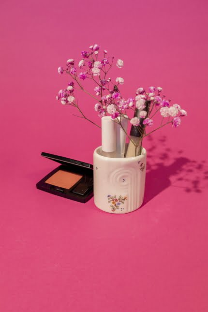 Spanish mid-century ceramic make-up holder