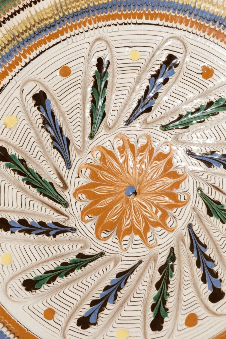 spinning wheel artisanal plate