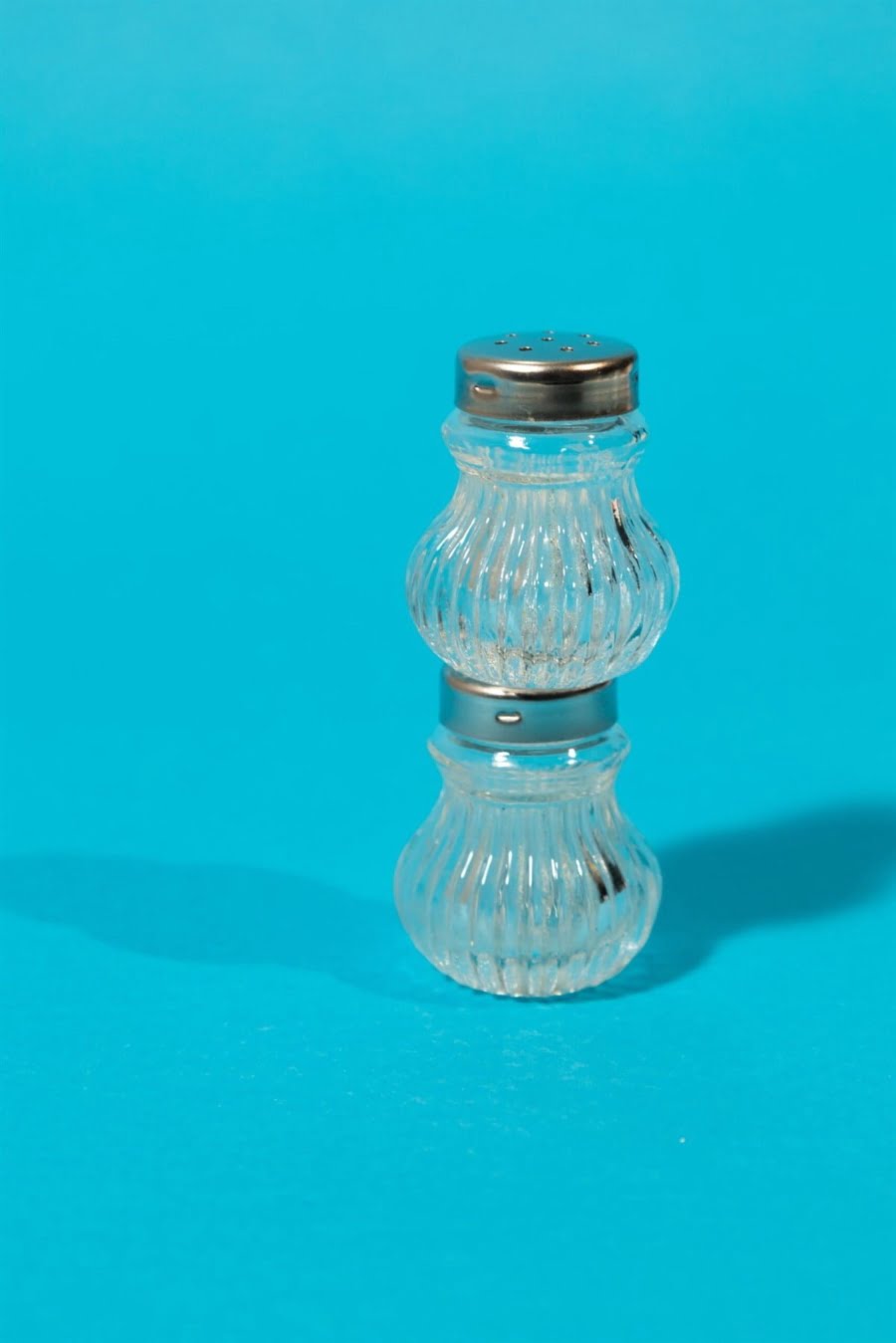salt and pepper shaker set